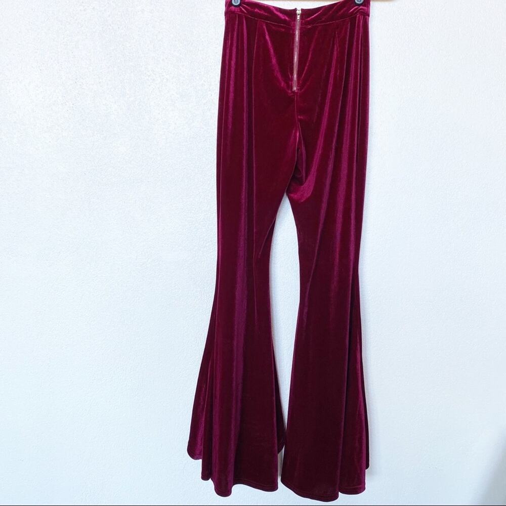 Fashion Nova Berry Velour Flare Hi Low Hem Pants Size Small - Picture 7 of 9